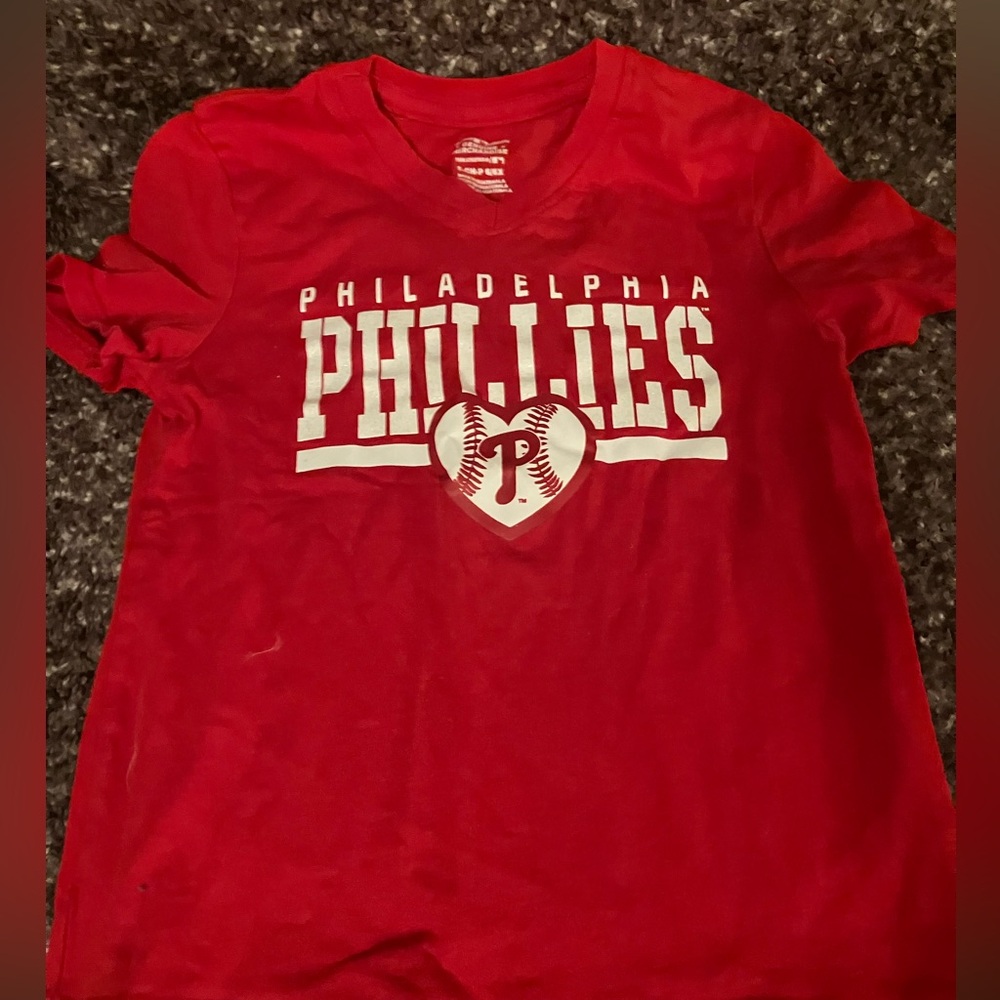 slightly worn size 6 short sleeve shirt.